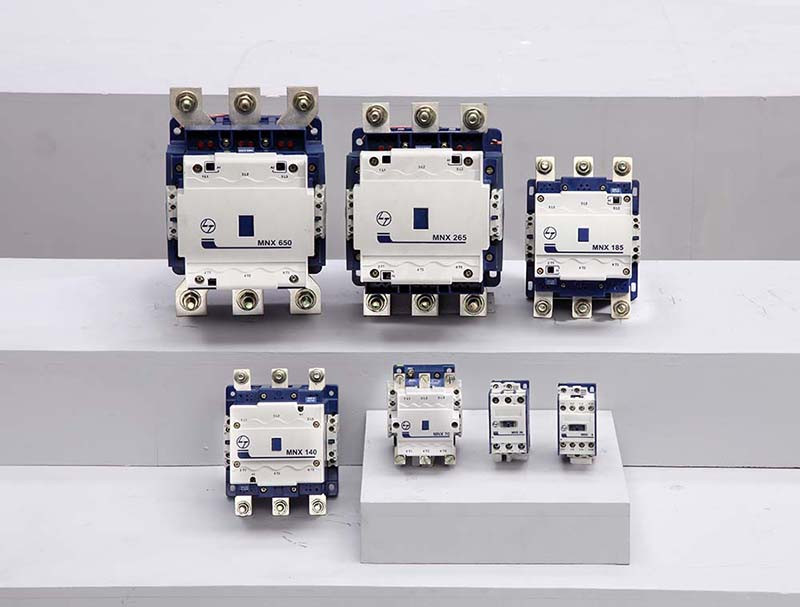 MNX 650 TP Power Contactor AC1-800A, 2NO + 2NC CS96327